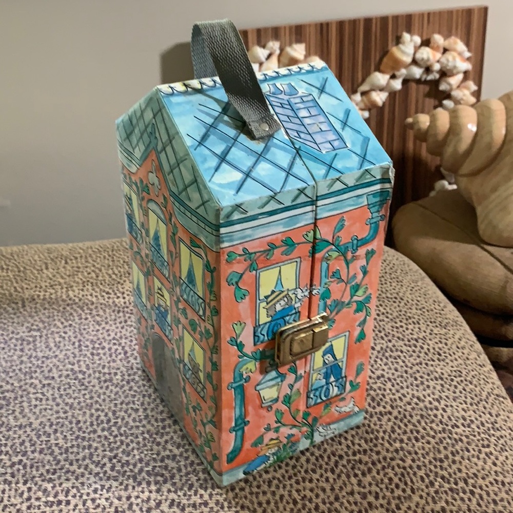 Madeline Doll Box